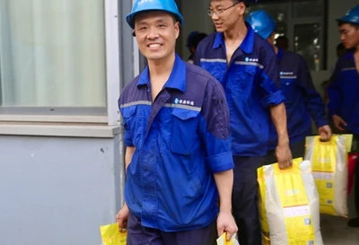 شرکت هشینگ جشنوارهٔ وسط عمومی به تمام کارکنان ارائه میدهد